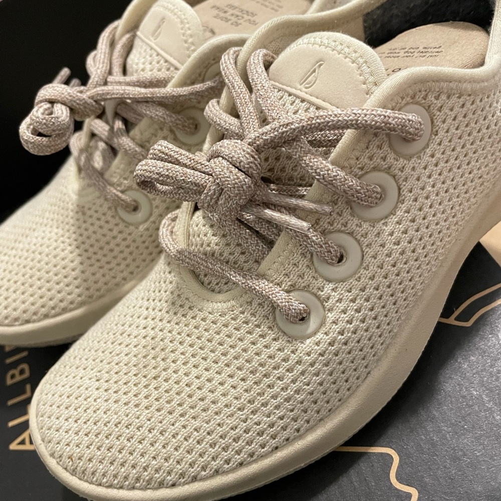 Authentic All Birds Tree Runner shoes